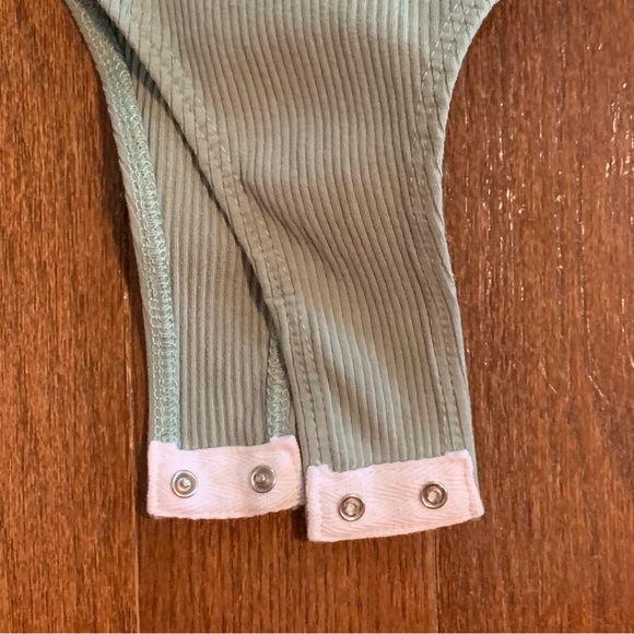 Altar'd State Ribbed Bodysuit Sage Green Top - Picture 4 of 7